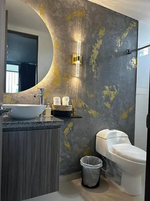 Noah Apartasuite 601 Cali